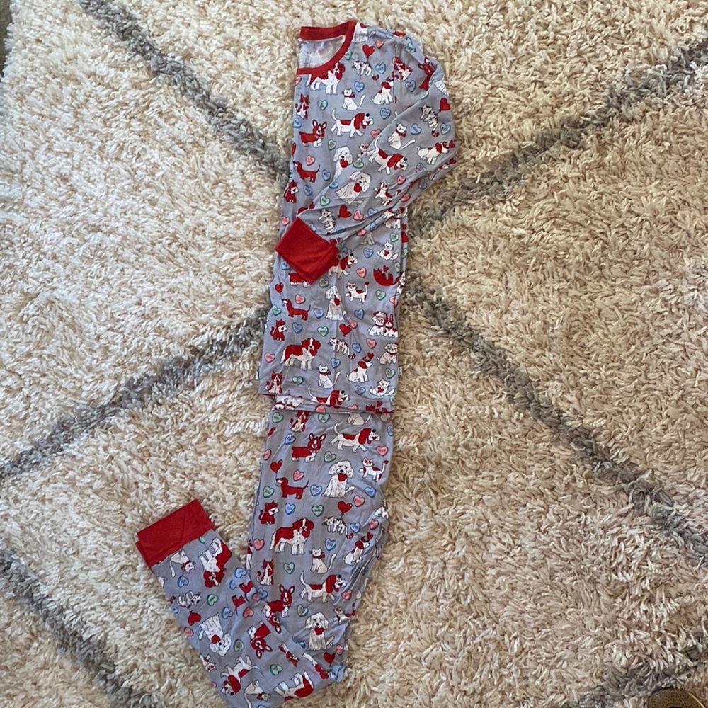 Little Sleepies Bamboo Pajamas,unisex size 16,gray Valentine’s Day puppy print